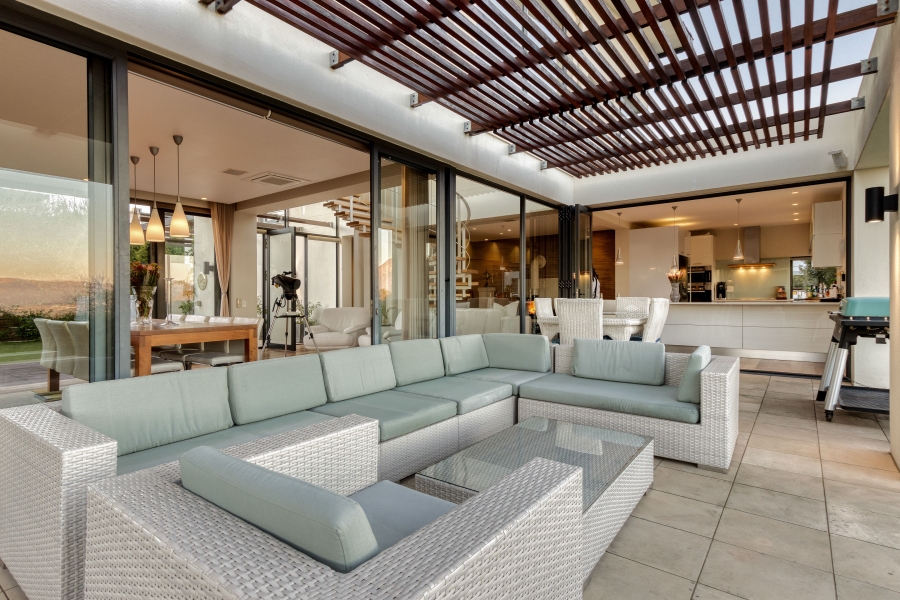 4 Bedroom Property for Sale in Briza Western Cape